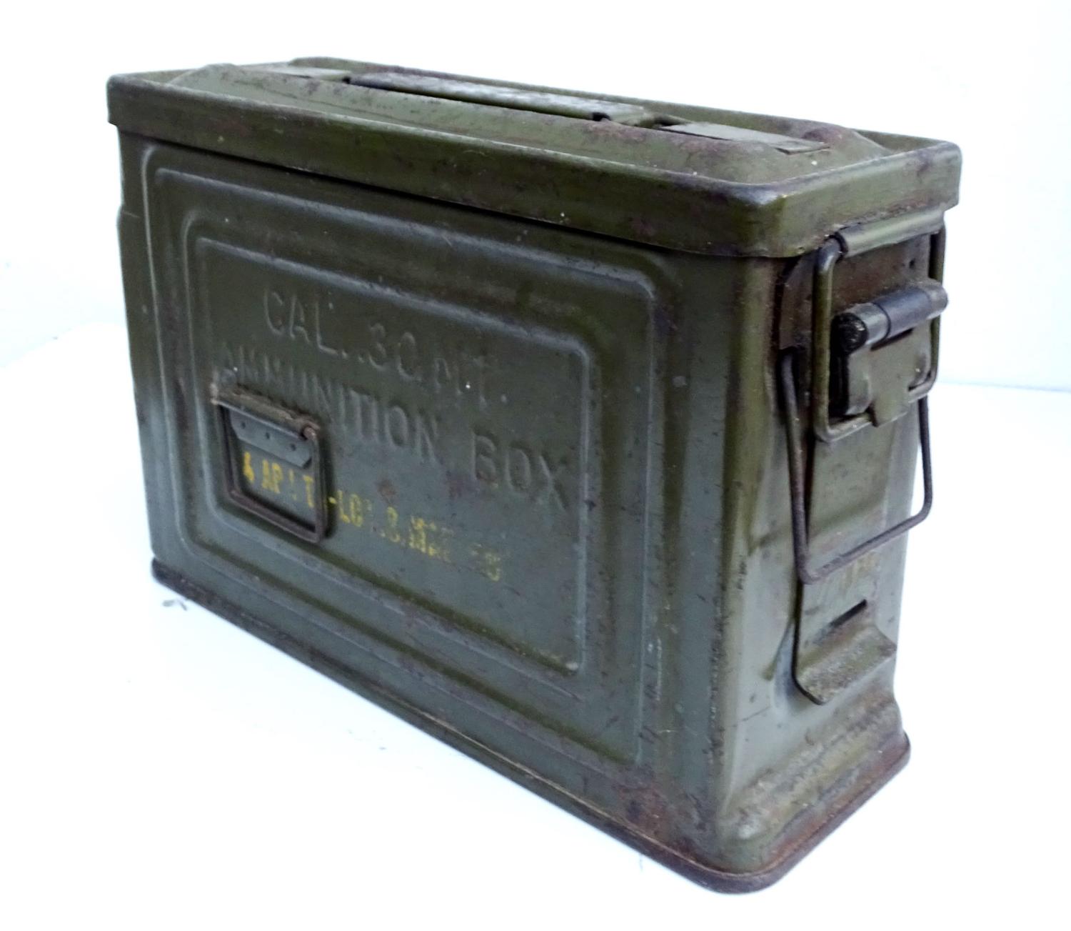 Caisse militaire U.S époque WW2, caisse de matériel Radi…